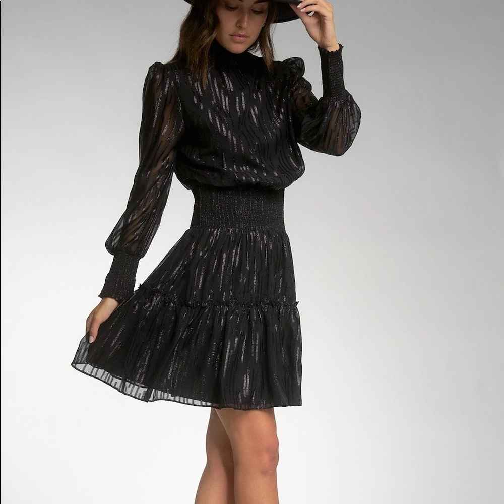 ELAN sparkly NWT mini dress NYE Party classy flattering cute